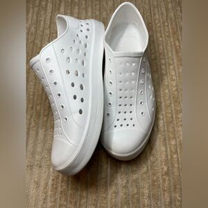 Crane water slip on shoes